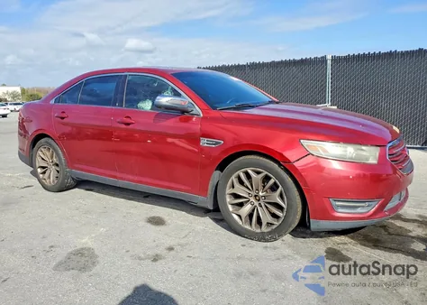 2013 Ford Taurus Limited z USA, uszkodzony, nr VIN 1FAHP2F82DG124037